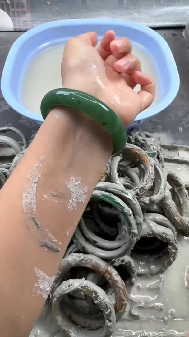 石英质玉手镯未镶嵌11