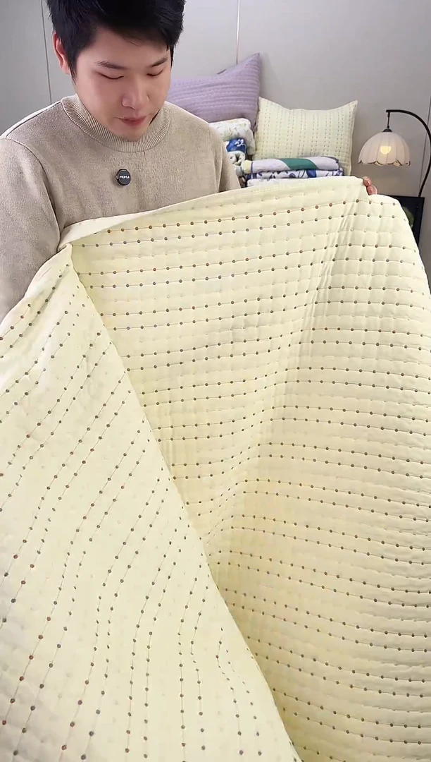 棉纯棉米粒绣米黄色150*200单床盖