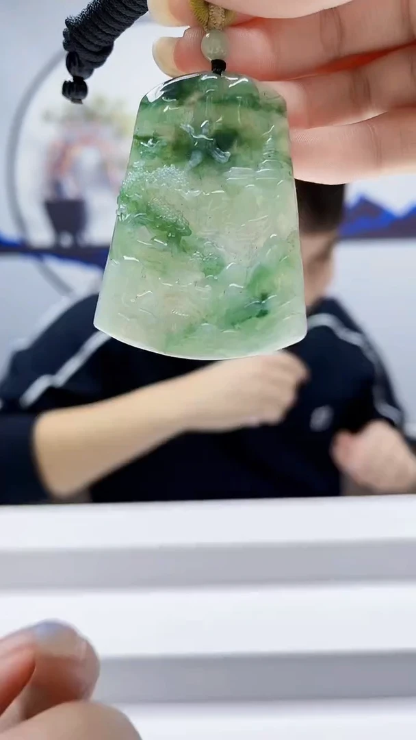 未镶嵌定制翡翠毛货挂件40