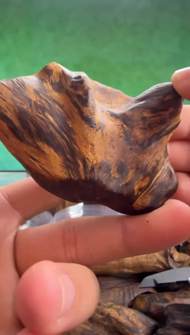 沉香手把件海南多样性发一