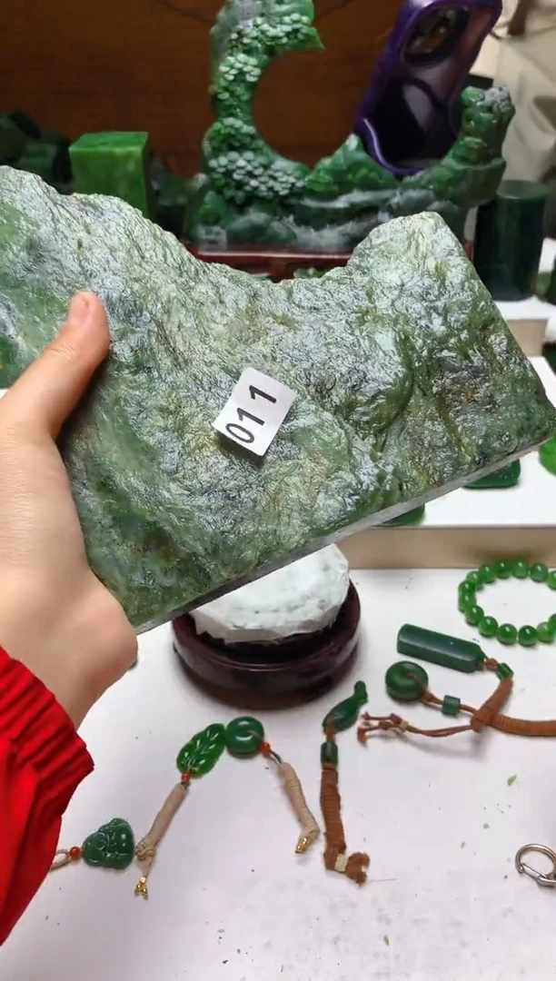 未镶嵌和田玉挂件1