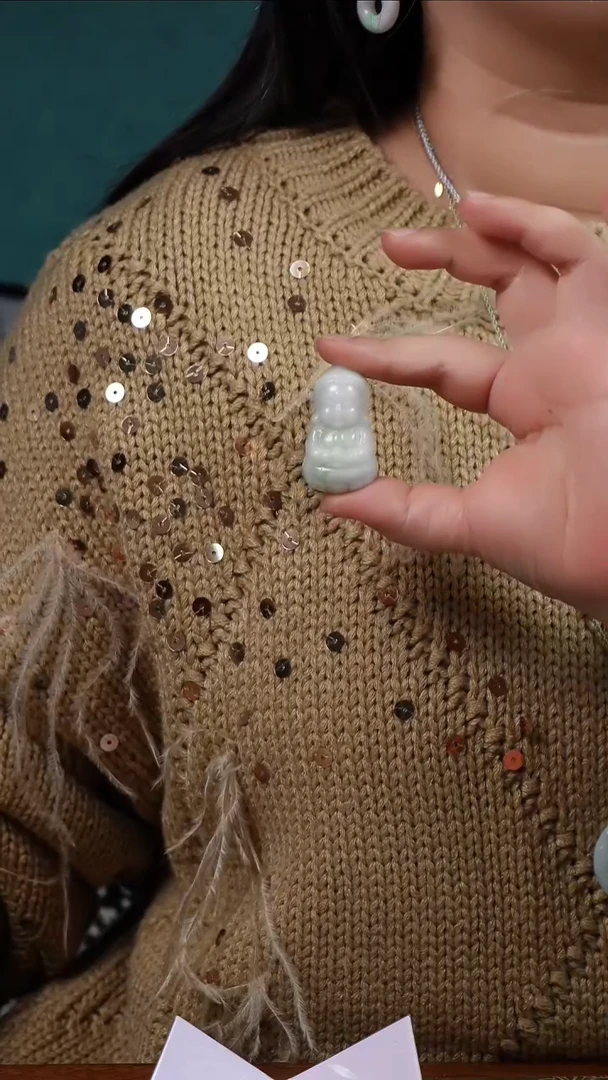 吊坠(赠链)未镶嵌翡翠翡翠宝宝佛项链