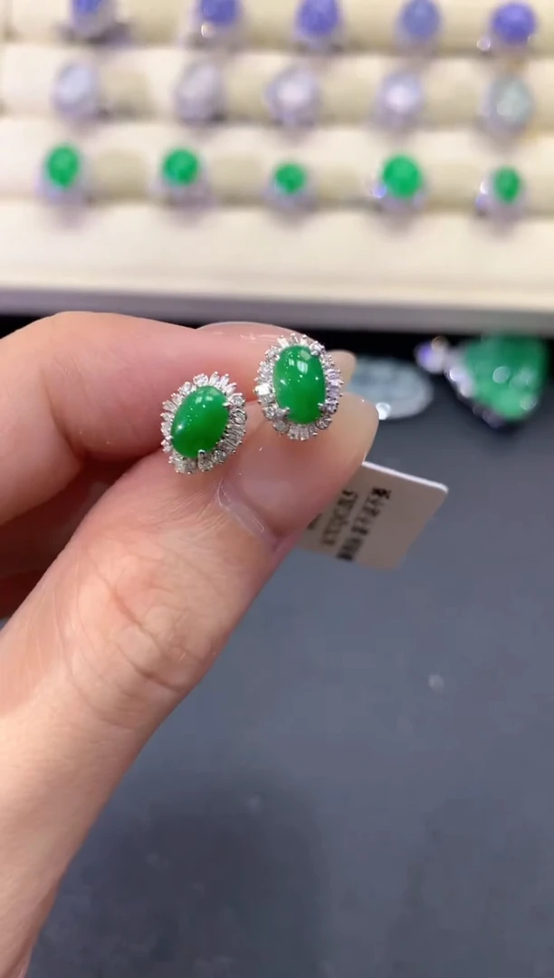 【闪购商品】翡翠耳饰18K金镶嵌a100