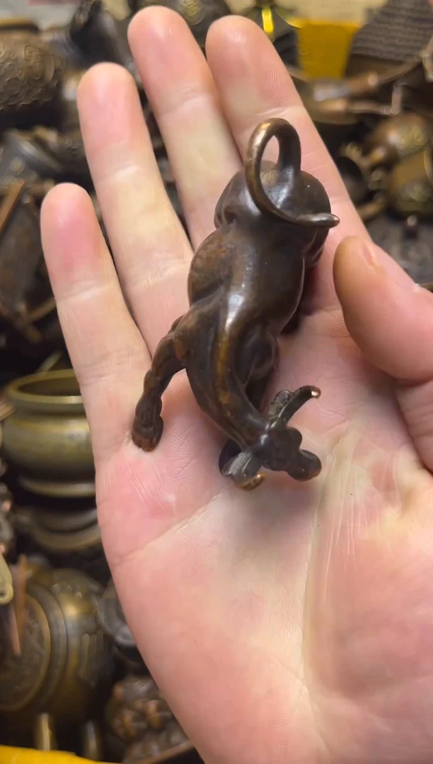 精美铜器，点击下单