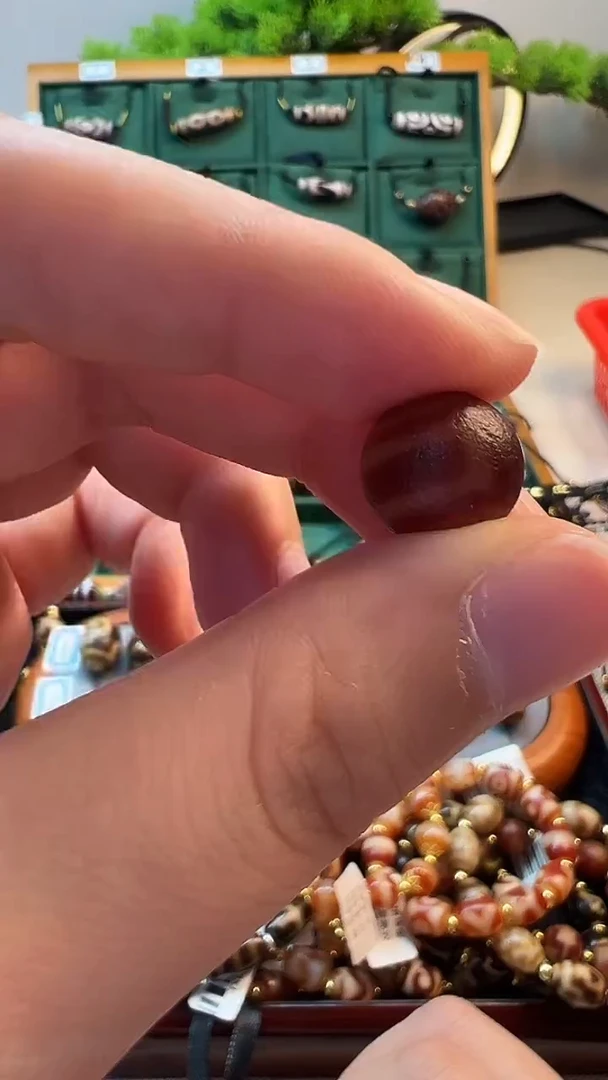 玛瑙/玉髓（覆膜）颈饰未镶嵌21（微瑕随机发货）