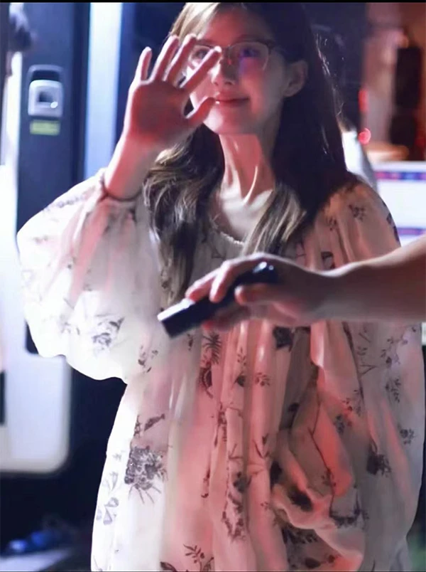 【露思】法式一字领提花泡泡袖宽松防晒气质海边度假长裙夏季新款