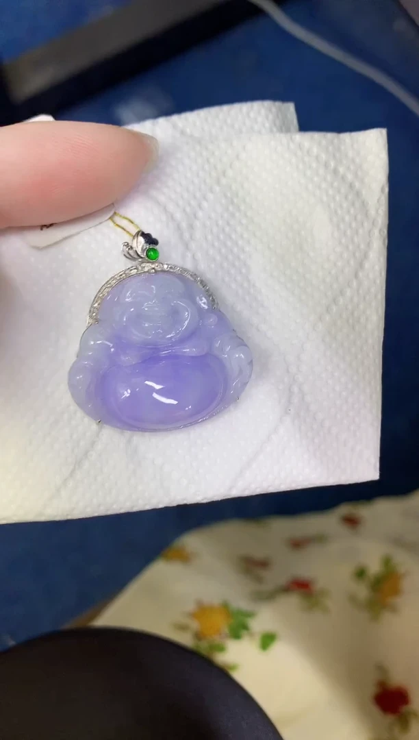 颈饰18K金镶嵌翡翠缅甸天然翡翠A货