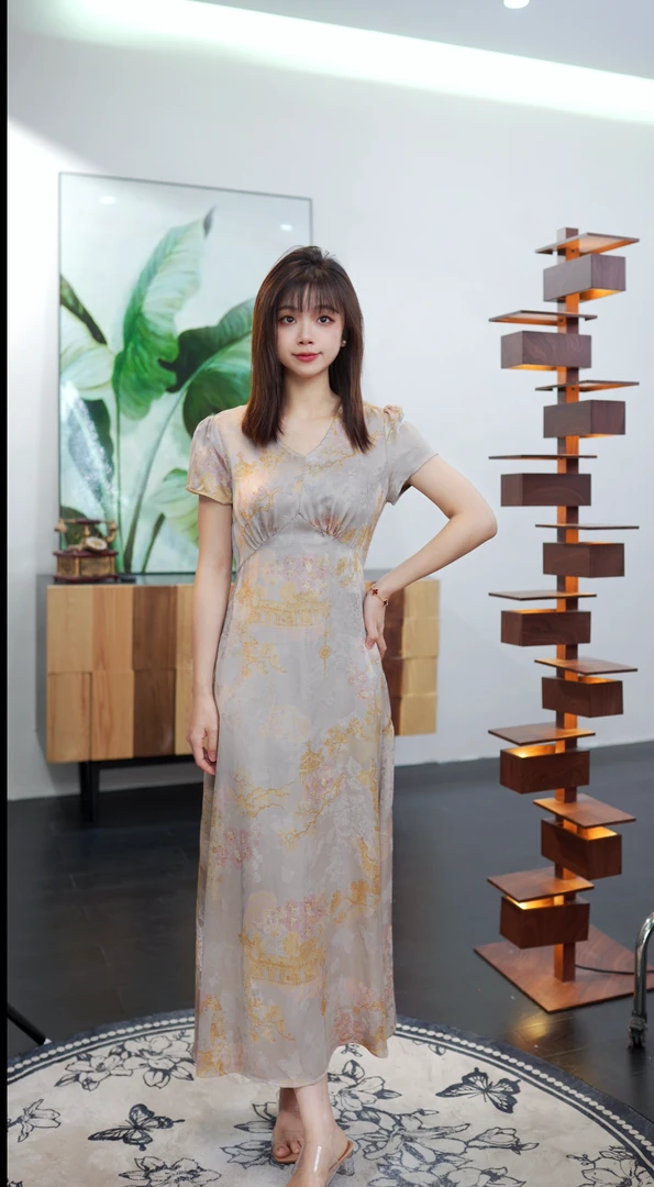 【缤纷年华】G1206 重磅高级时尚V领短款气质连衣裙“耶耶”