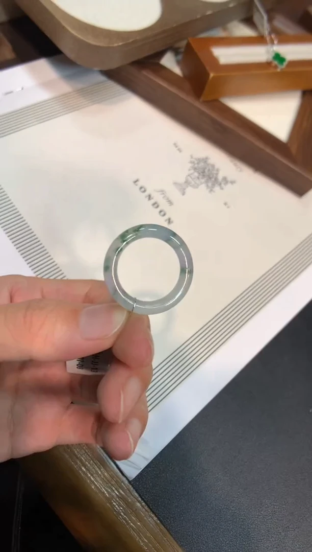 翡翠戒圈未镶嵌戒圈#20（有小纹）