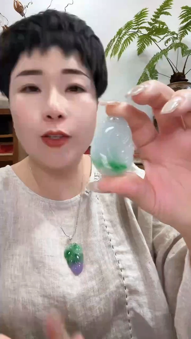 翡翠未镶嵌颈饰917