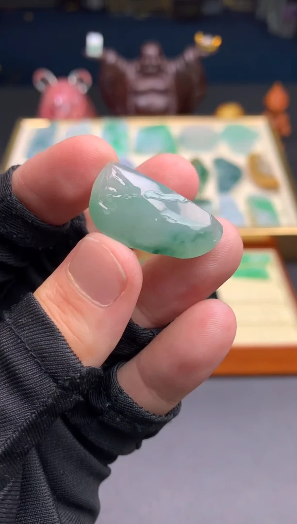 未镶嵌定制翡翠远*！天然翡翠裸石