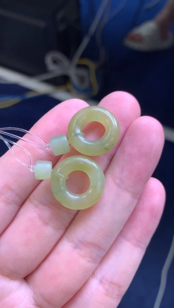 未镶嵌定制翡翠翡翠
