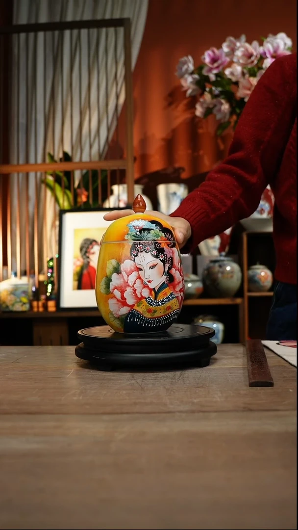 当代景德镇设计师釉下手绘陶瓷花瓶