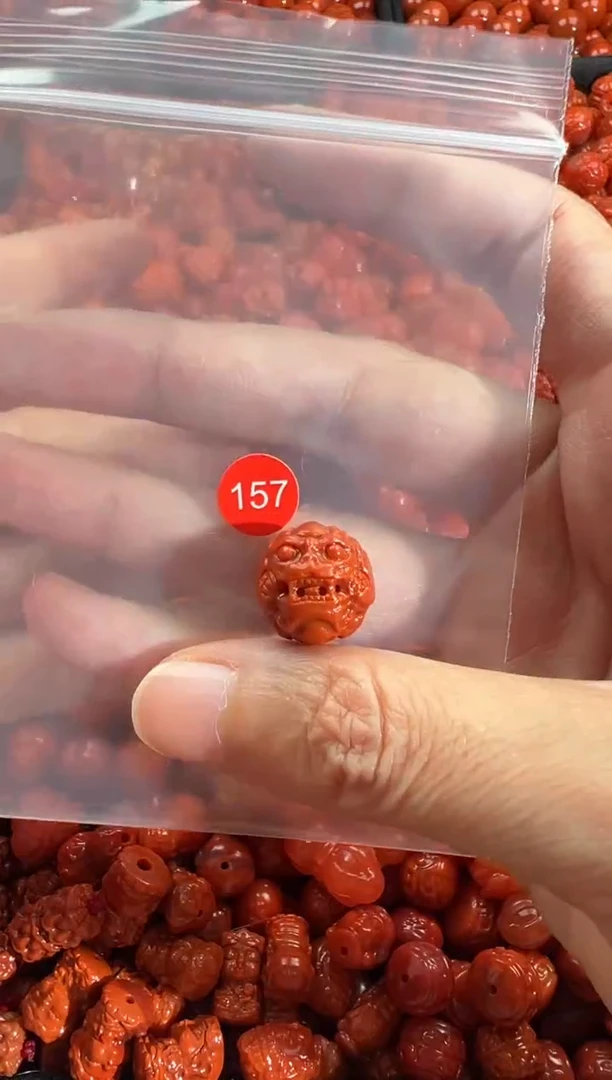颈饰未镶嵌南红玛瑙1