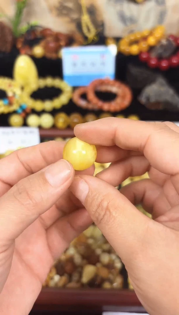 裸石蜜蜡未镶嵌白*蜜蜡纯天然飘花无镶嵌