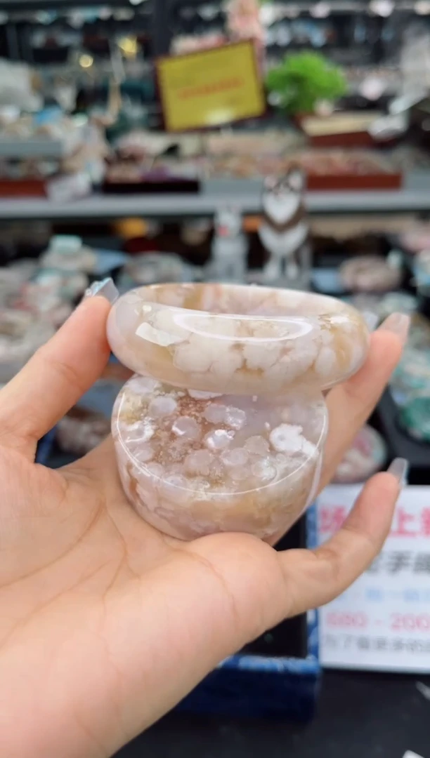 【闪购商品】石英质玉手镯未镶嵌57圈口（赠品镯心）1674227