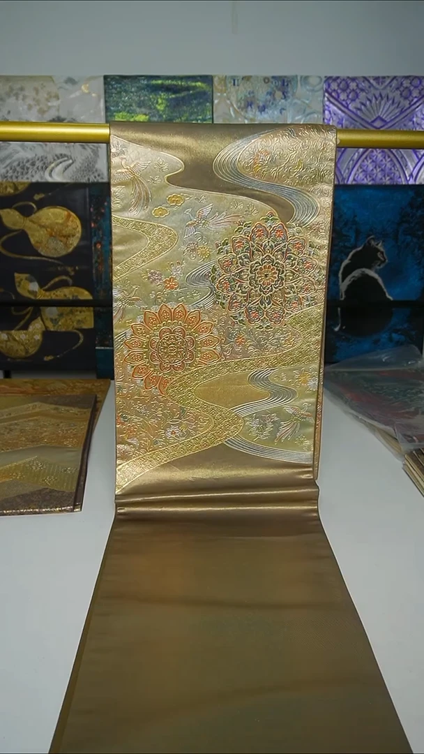 织绣织锦58金彩嵌螺钿