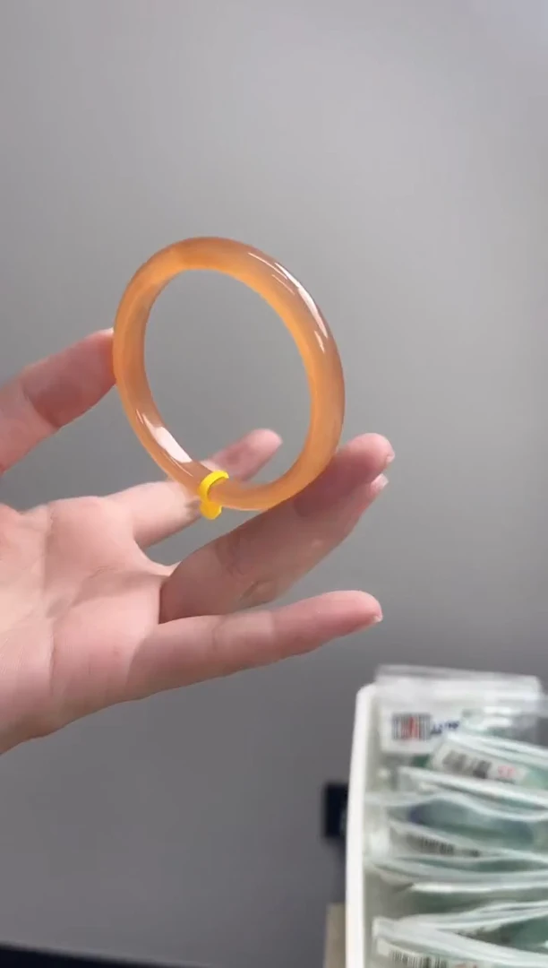 手镯玛瑙/玉髓未镶嵌56圈