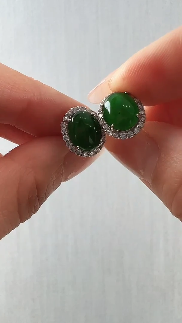 颈饰未镶嵌翡翠琳*耳钉