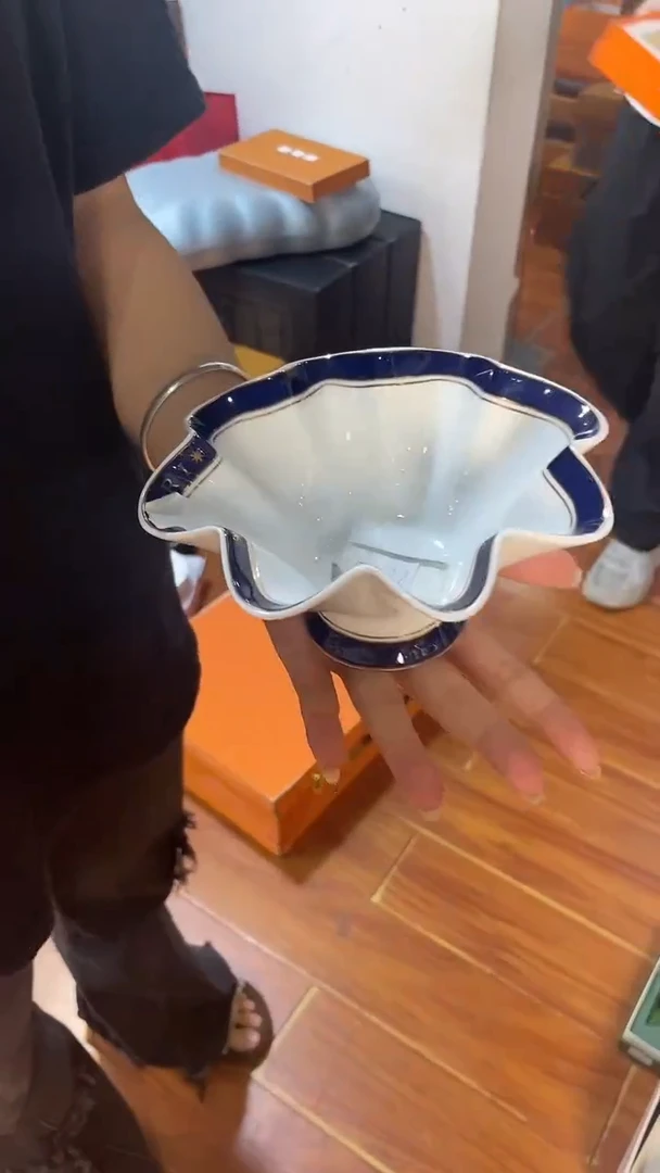 杯鸿辉家品牌瓷器，京东包邮！