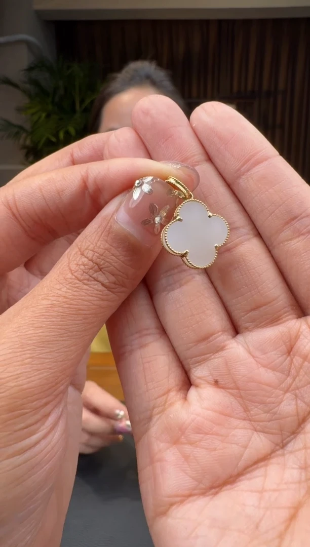 【闪购商品】和田玉8718K金镶嵌2.9张卓多样性发货