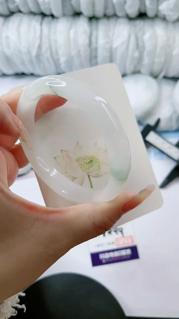 【闪购商品】石英质玉手镯未镶嵌多样性发货V499-62