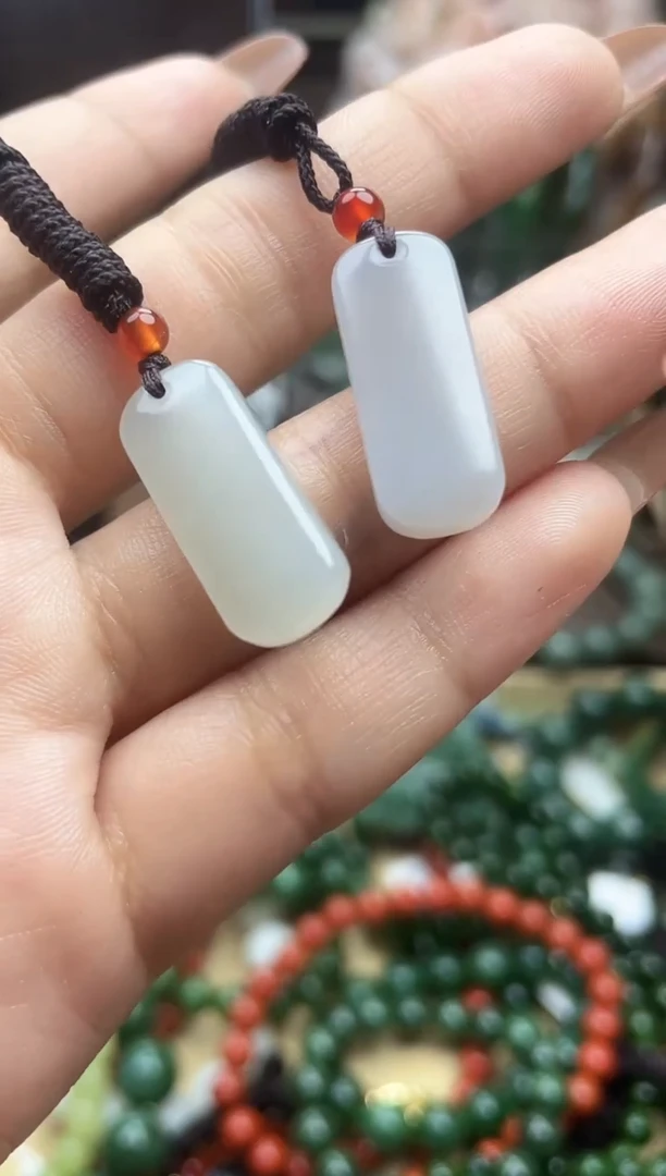 颈饰未镶嵌和田玉未镶嵌和田玉吊坠多样性拍一发一