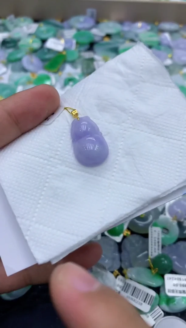 颈饰18K金镶嵌翡翠天然缅甸翡翠A货