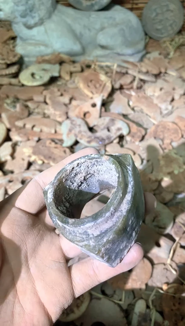 和田玉（糖玉）未镶嵌挂件以直播间实物图片为准