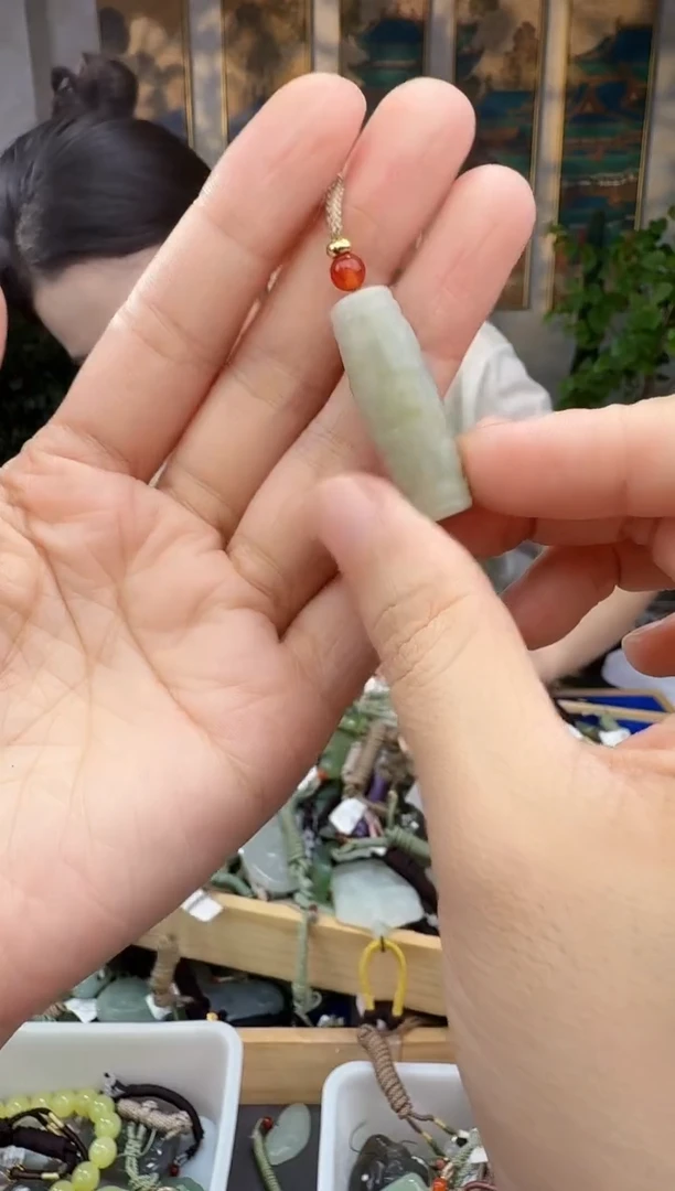未镶嵌和田玉挂件拍一发一