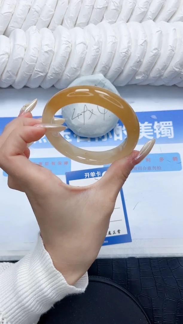 石英质玉手镯未镶嵌340-57.2