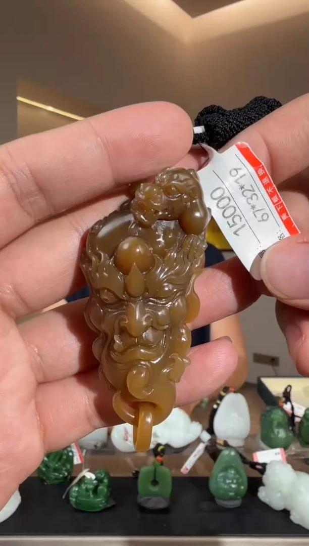 和田玉未镶嵌颈饰1