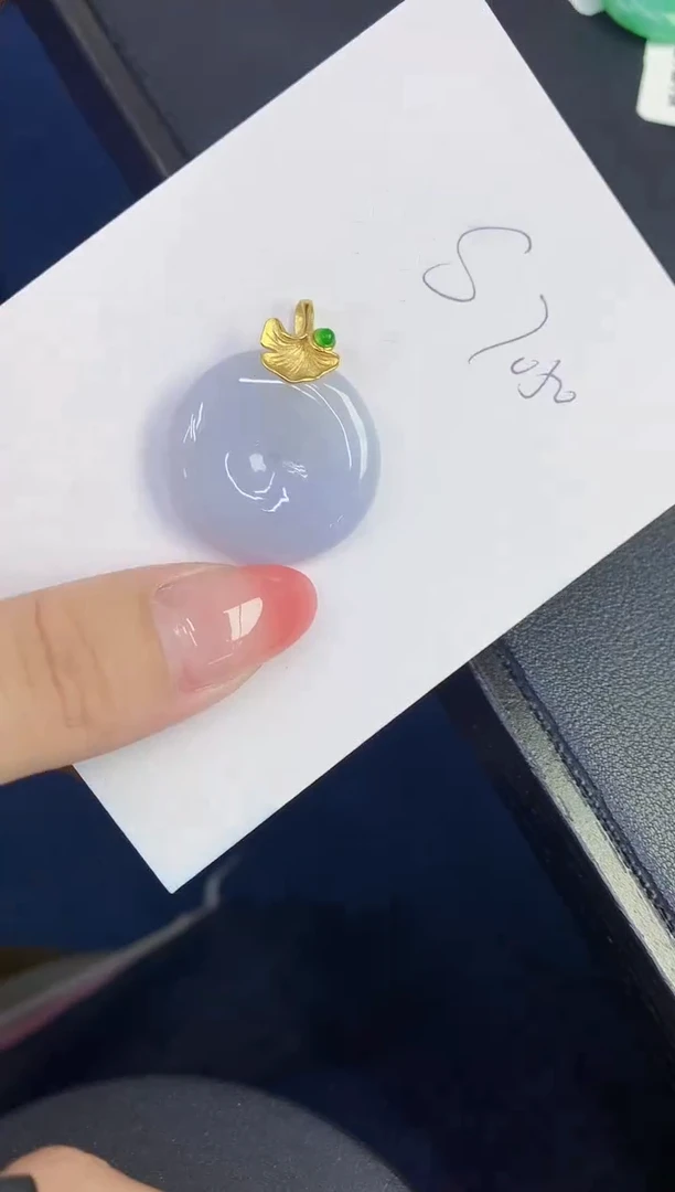 翡翠未镶嵌颈饰缅甸天然翡翠A货