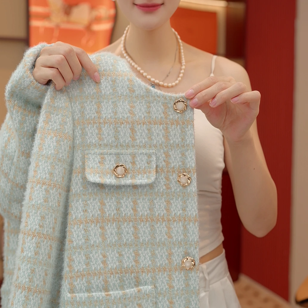 NX-蔚蓝珊瑚海| 气质格纹绒感小香风外套女装百搭
