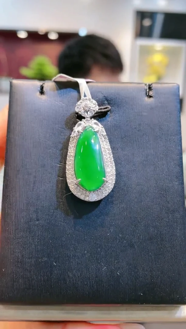 【闪购商品】翡翠颈饰未镶嵌A46天然A货翡翠吊坠（不含链）