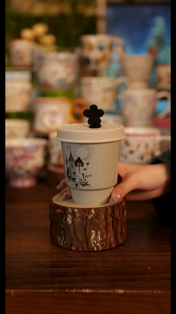 姆明随行杯 810周年纪念款