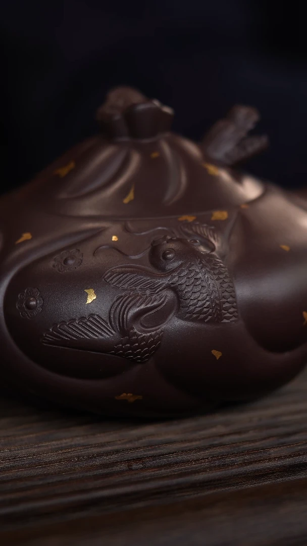 【闪购商品】紫砂茶壶紫泥鱼化龙