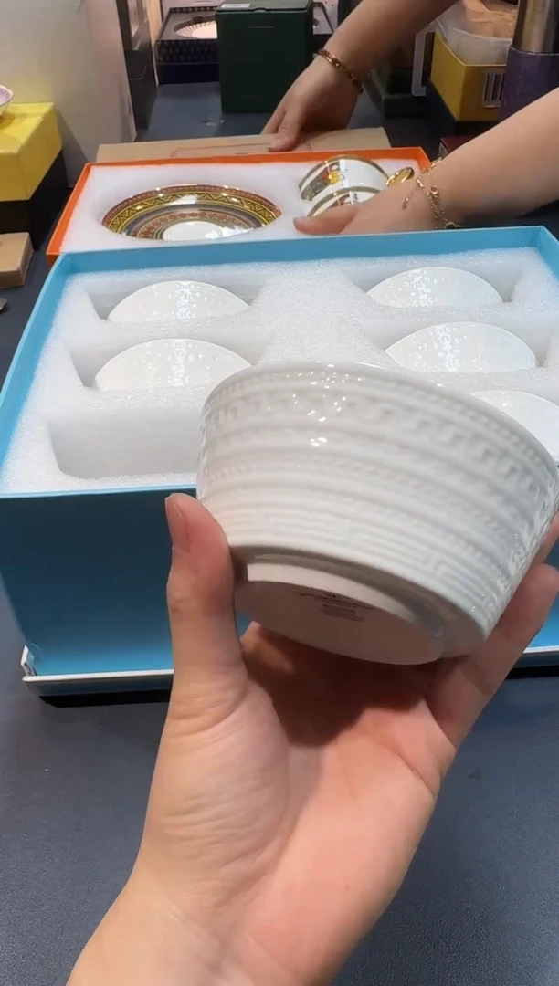 【闪购商品】瓷片E154全场正品，京东包邮