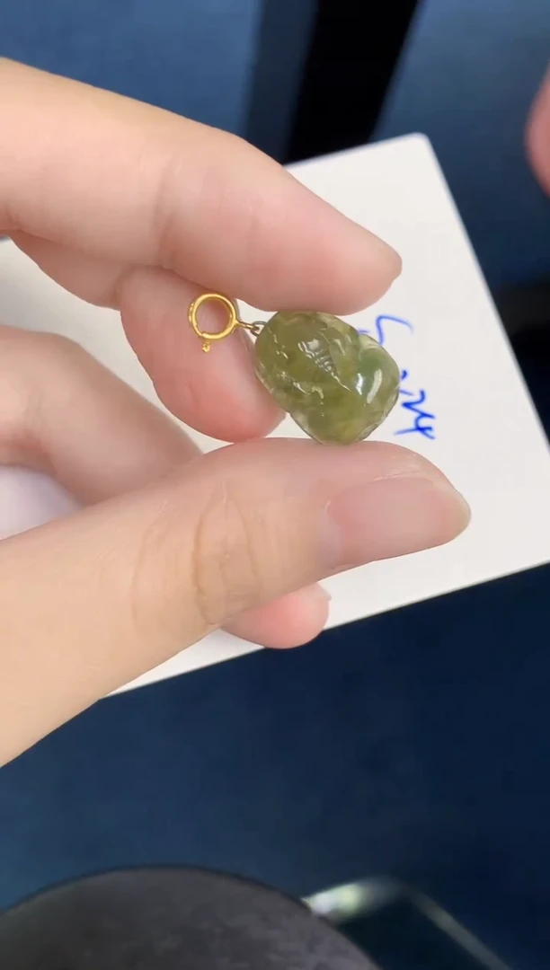 颈饰未镶嵌翡翠天然翡翠缅甸A货