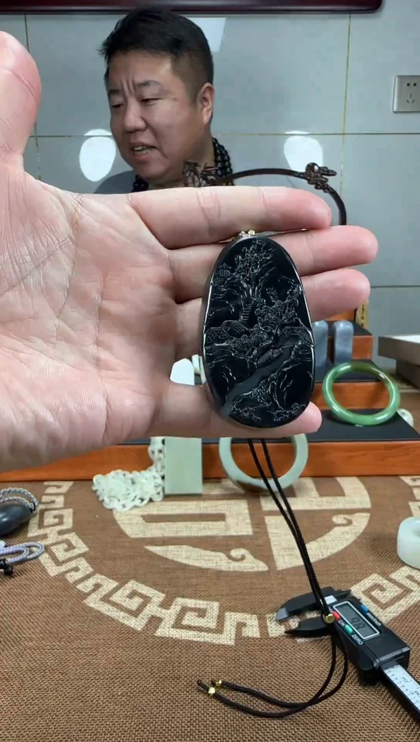 未镶嵌和田玉挂件和田玉山水77克