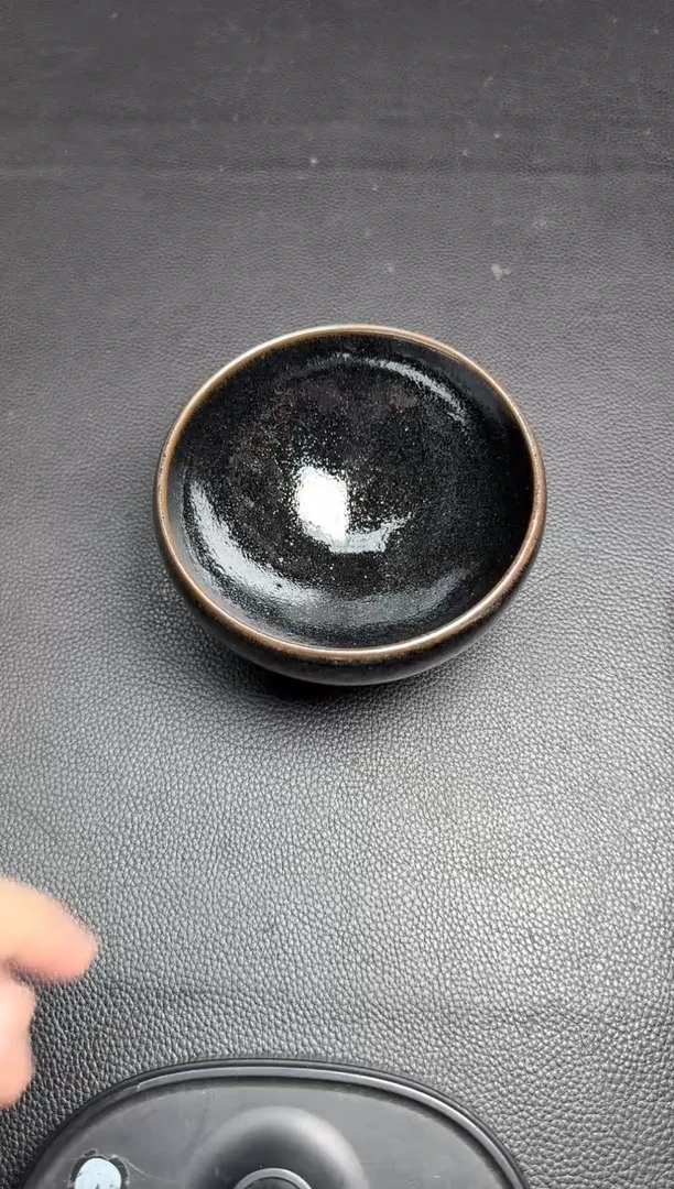 茶盏熊小红飞字款大口68