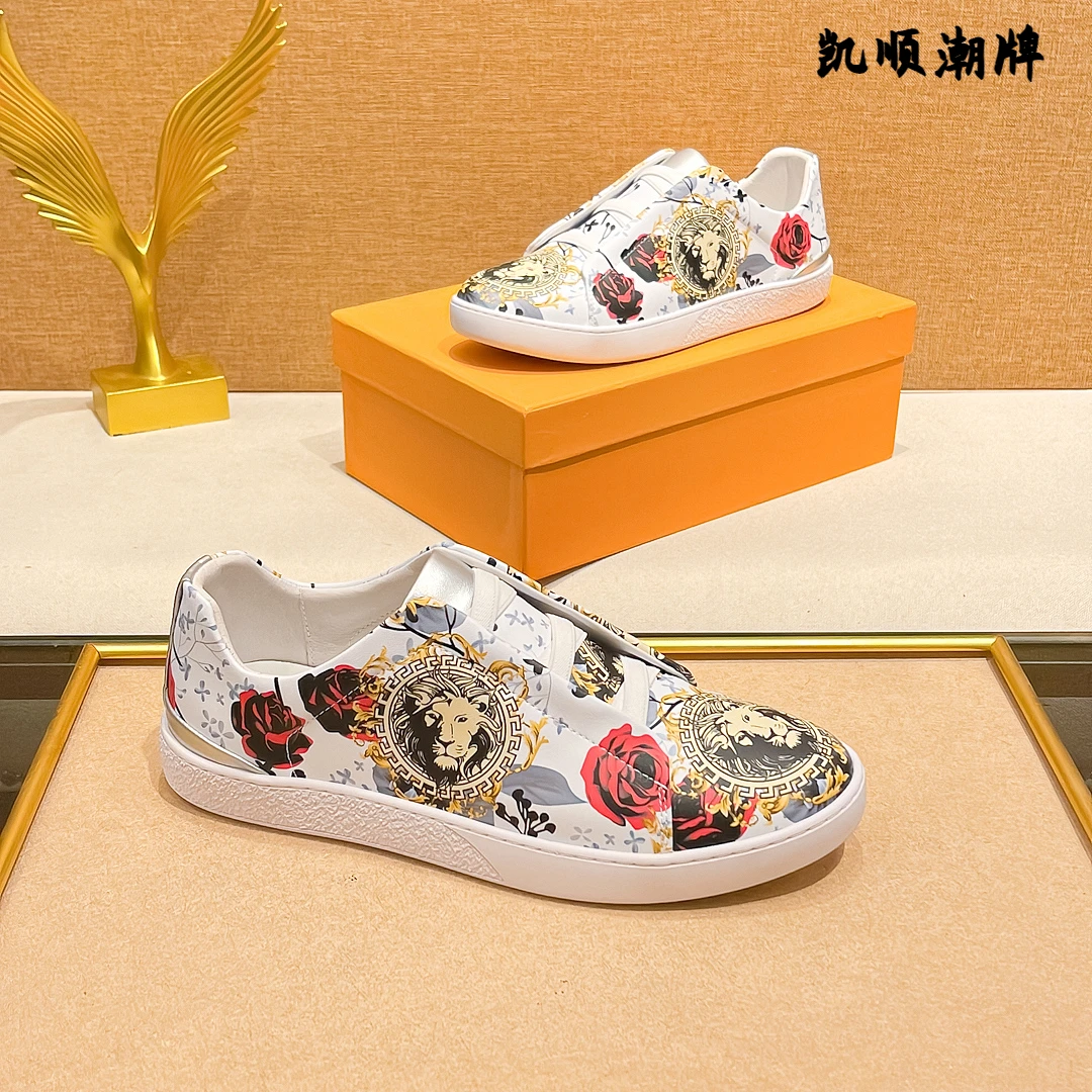 酷奇老虎头满印logo小白鞋轻奢一脚蹬新款免系低帮欧若动感风板鞋