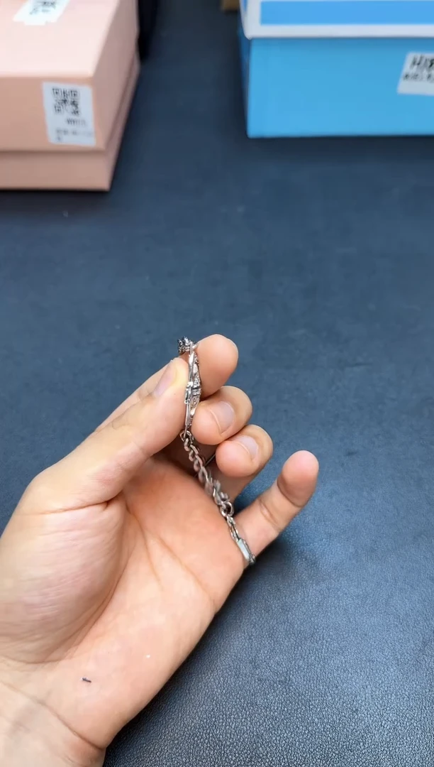瓷片全新正品一件不留@@WE1180