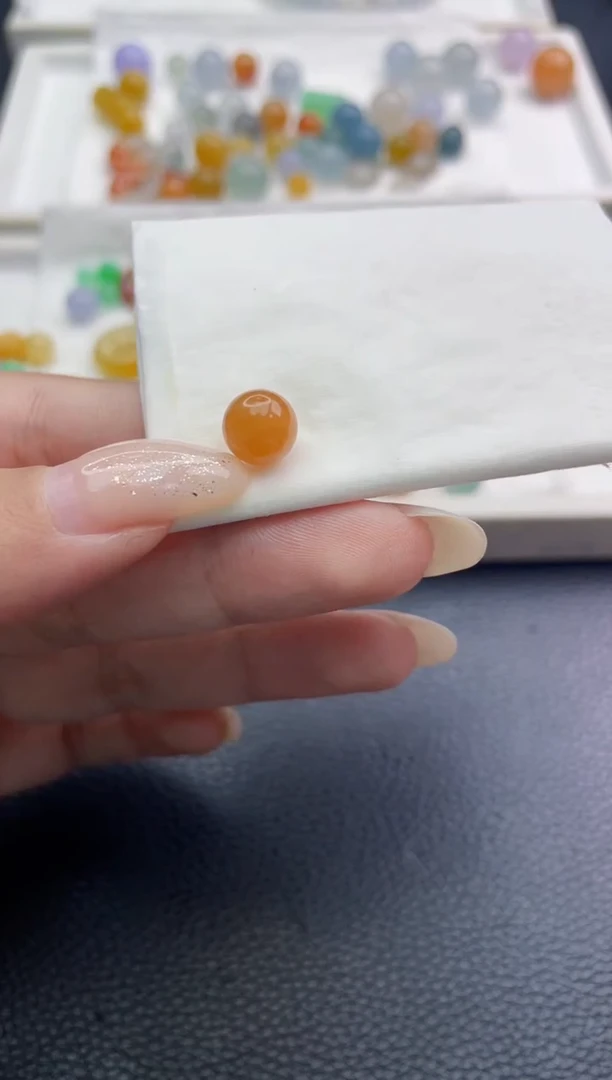 未镶嵌定制翡翠薄****?8117