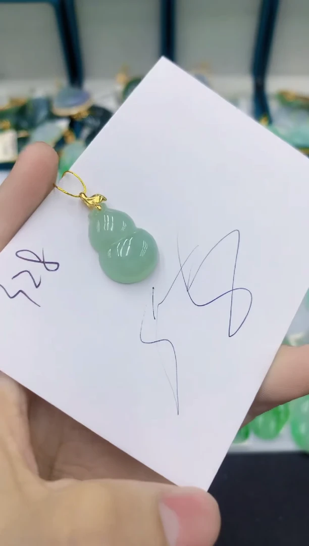 翡翠未镶嵌颈饰111111