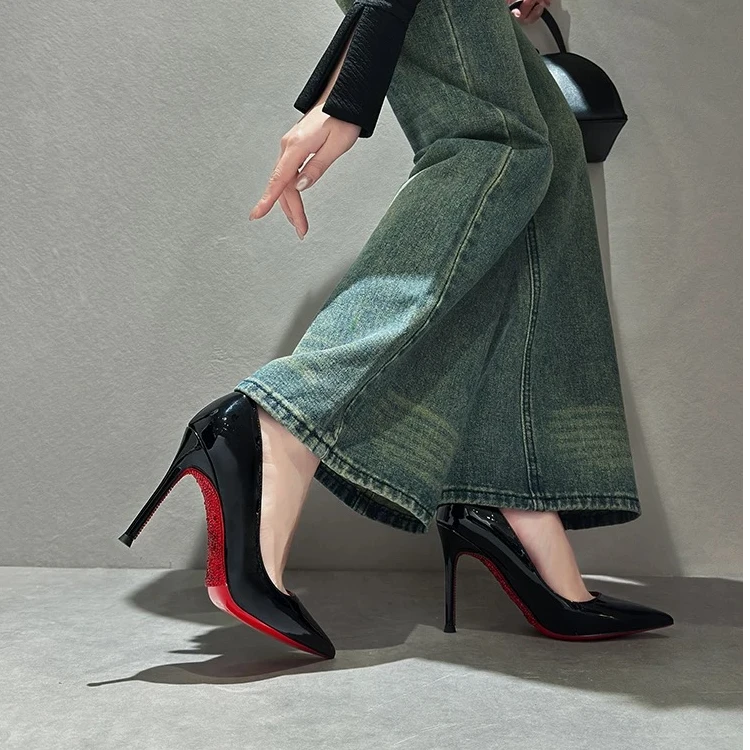 2撤柜精品气质百搭时尚平底外穿女鞋（600-799）