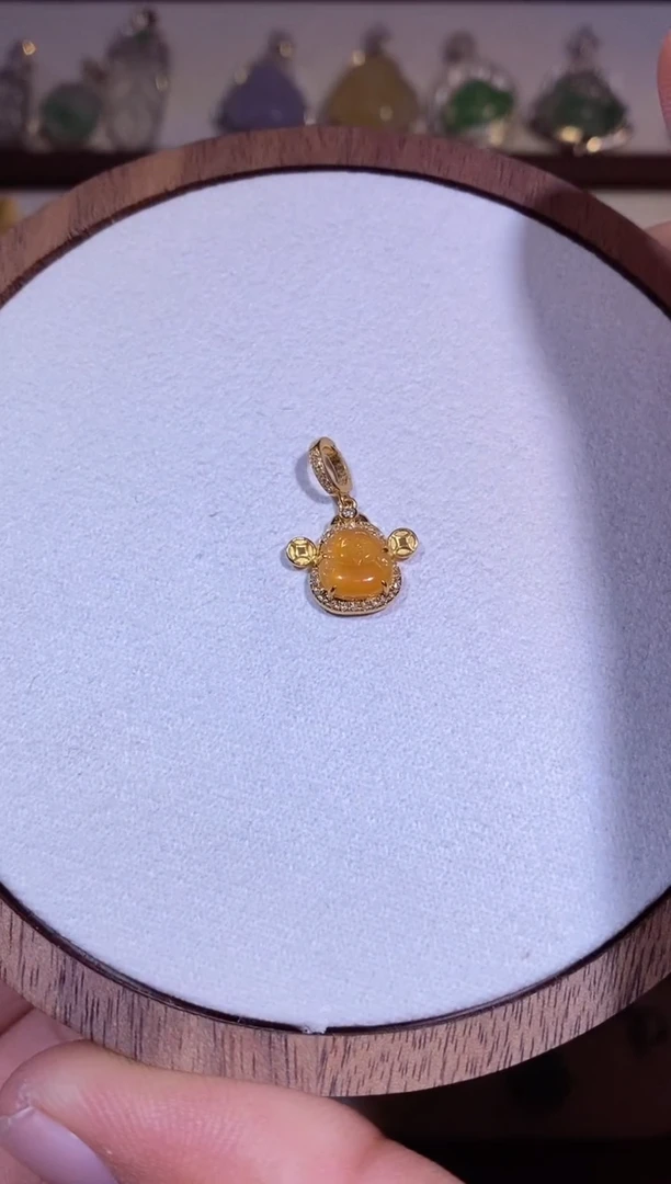 吊坠(不含链)18K金镶嵌翡翠小**米11111