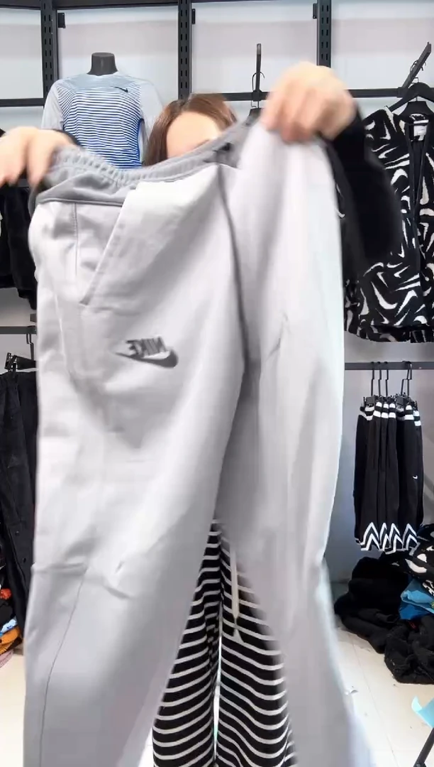 2822编码  瑕疵直播间过款为准 尺码