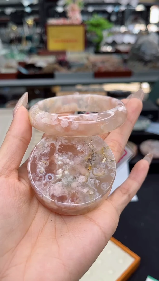 【闪购商品】石英质玉手镯未镶嵌57圈口（赠品镯心）6687215