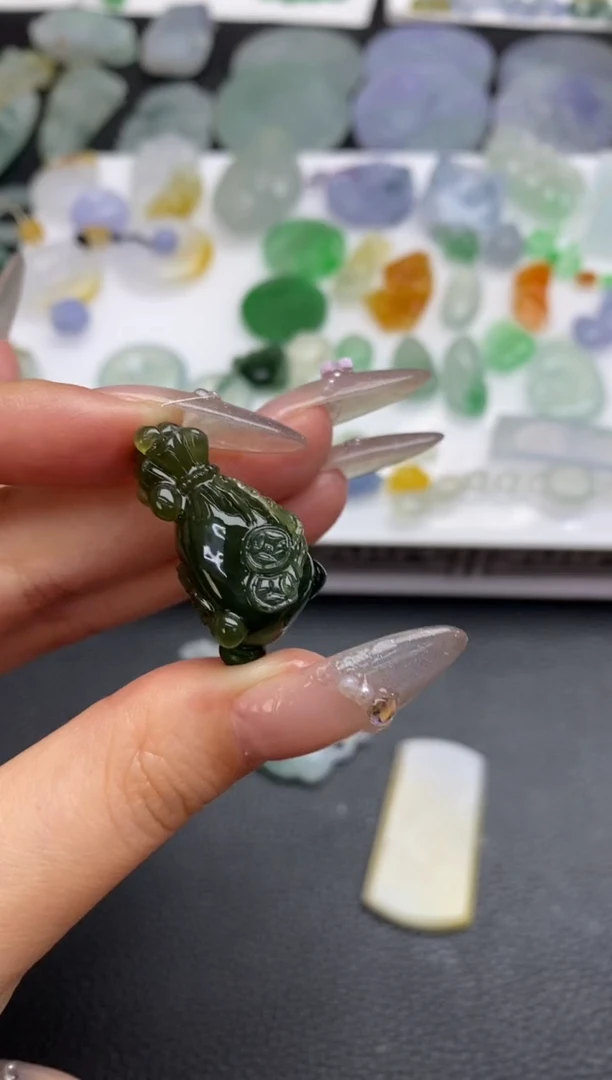 未镶嵌定制翡翠翡翠毛货~